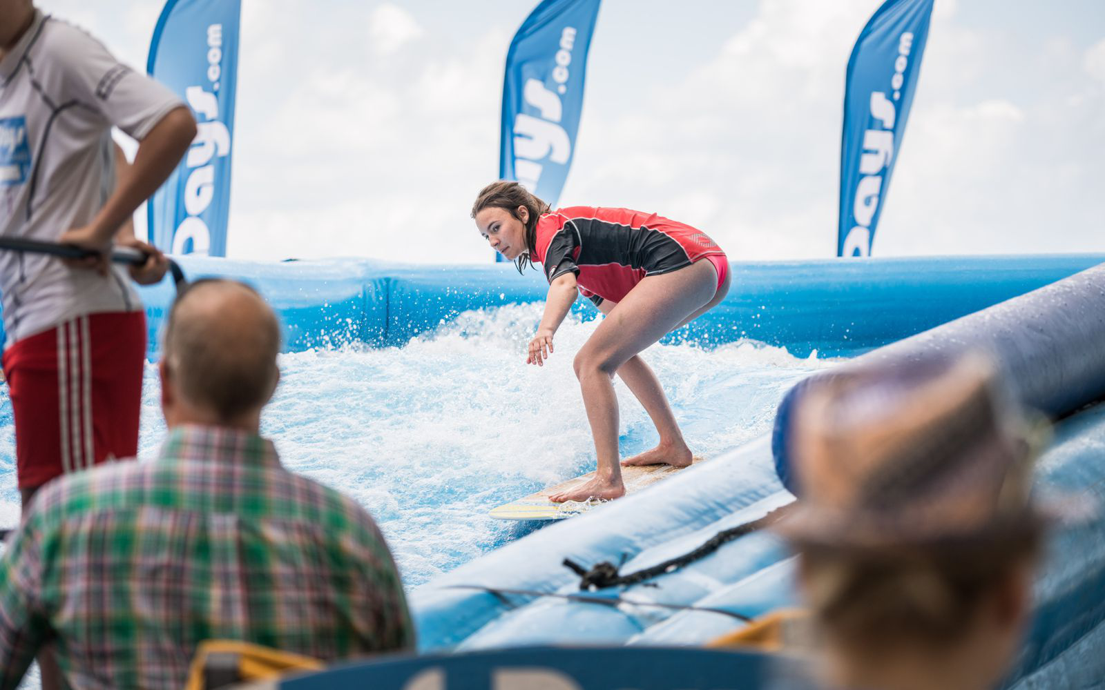 Mobile pop-up surf wave attraction for Miami events and hotel venues